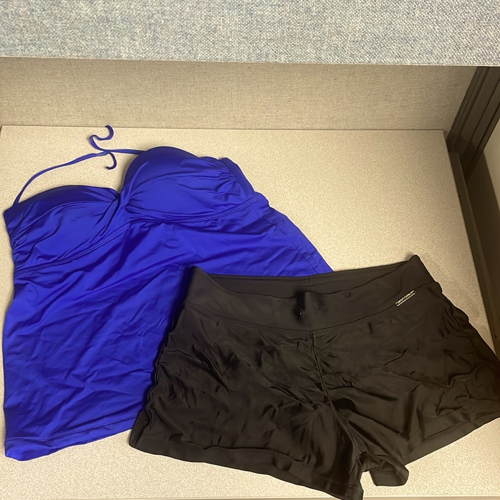 Tankini and boyshort swim set